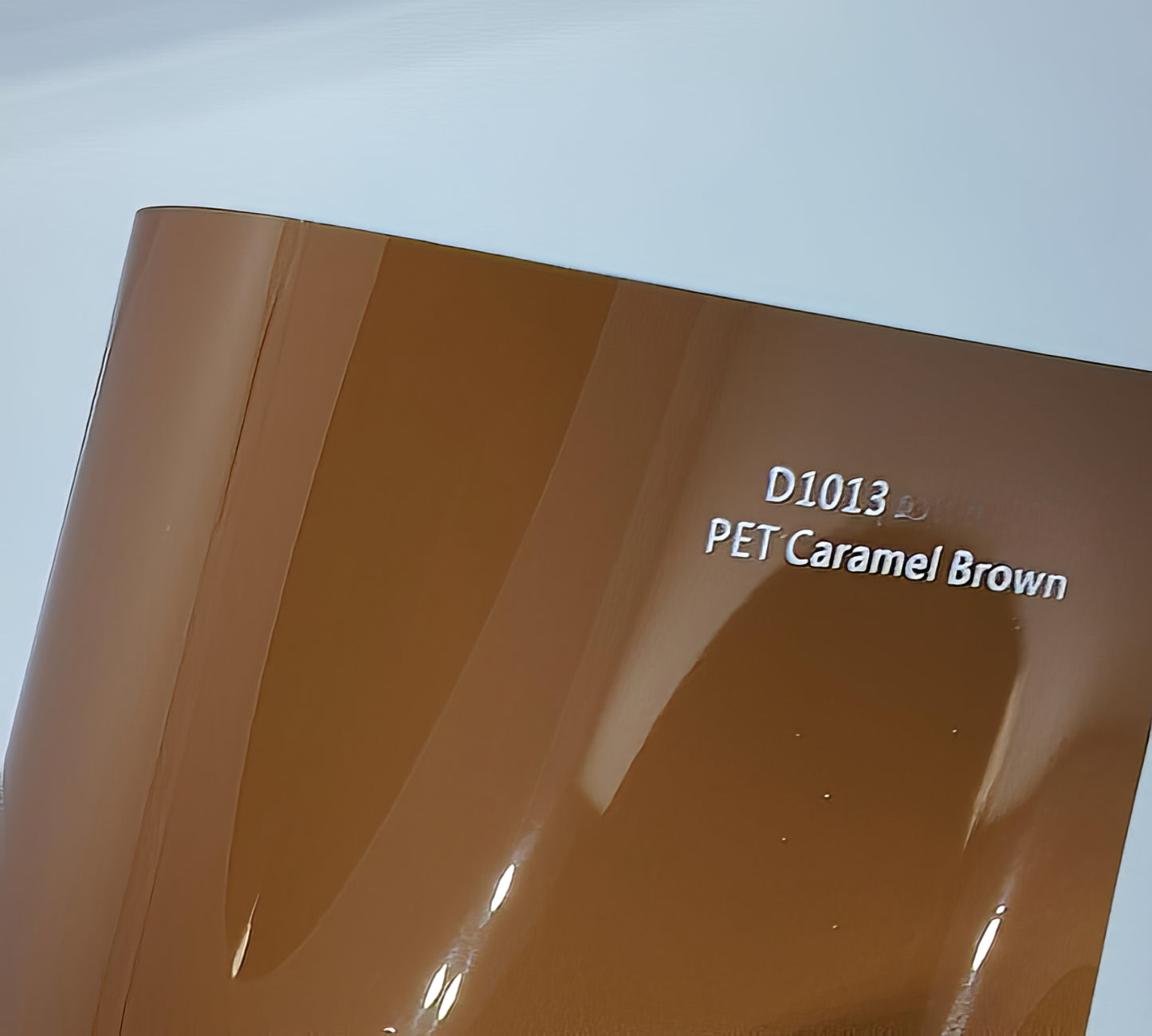 PET Caramel Brown - D1013